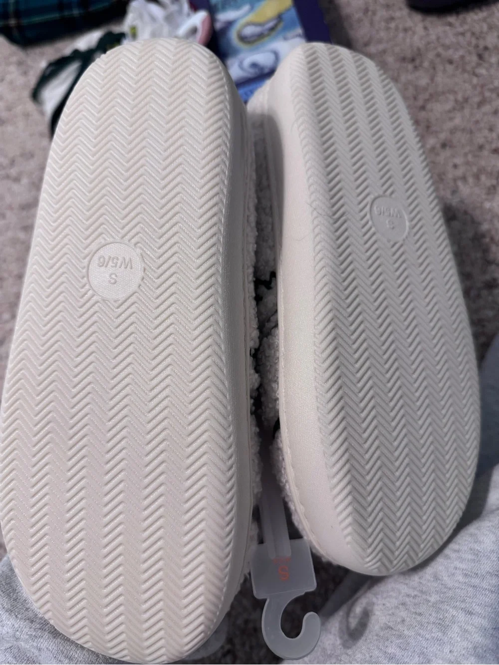 Wondershop plush white